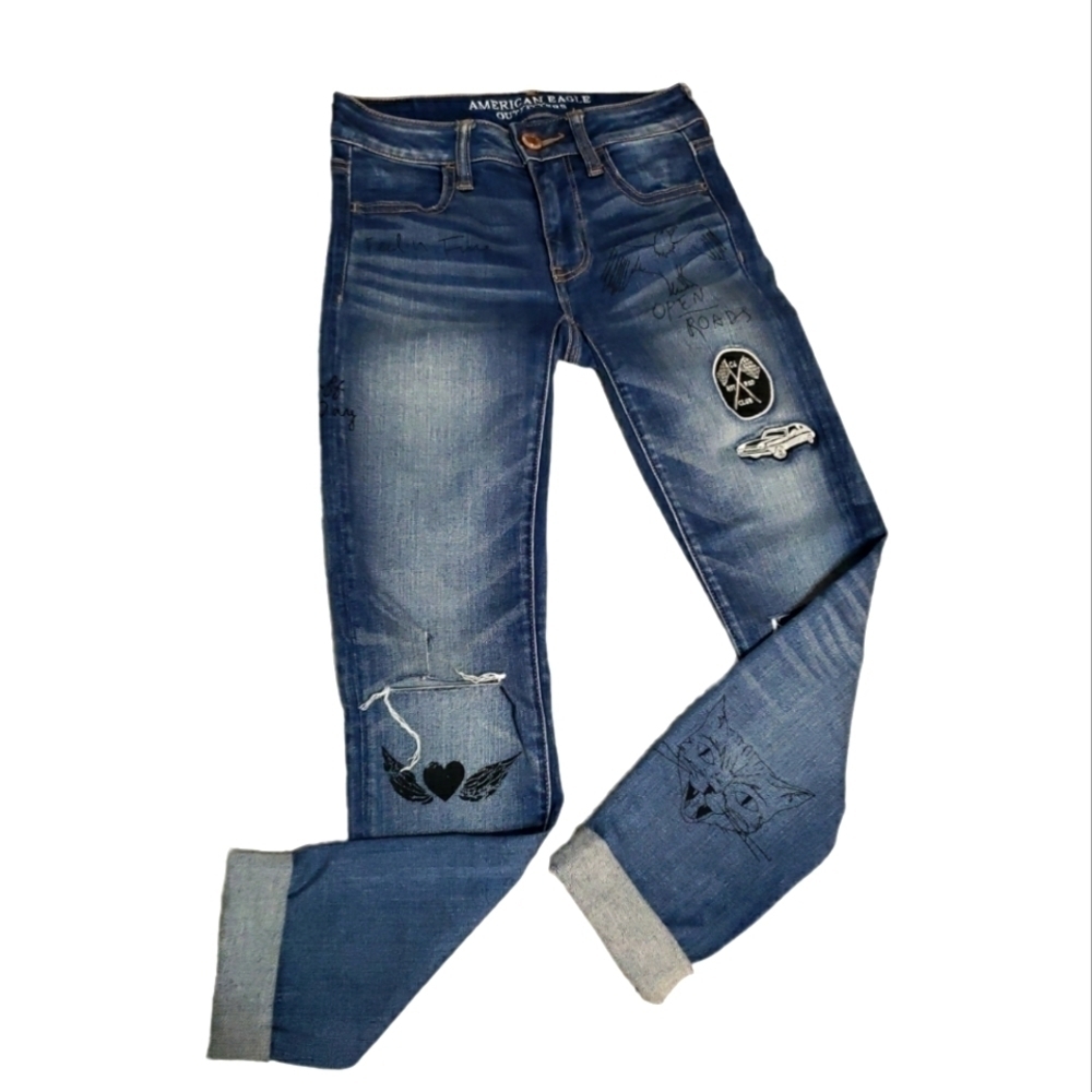 American Eagle Jeans with Patches, Size 00